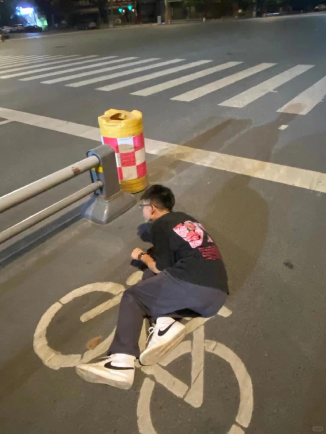 那些酒后的行为艺术有多离谱 ​​​