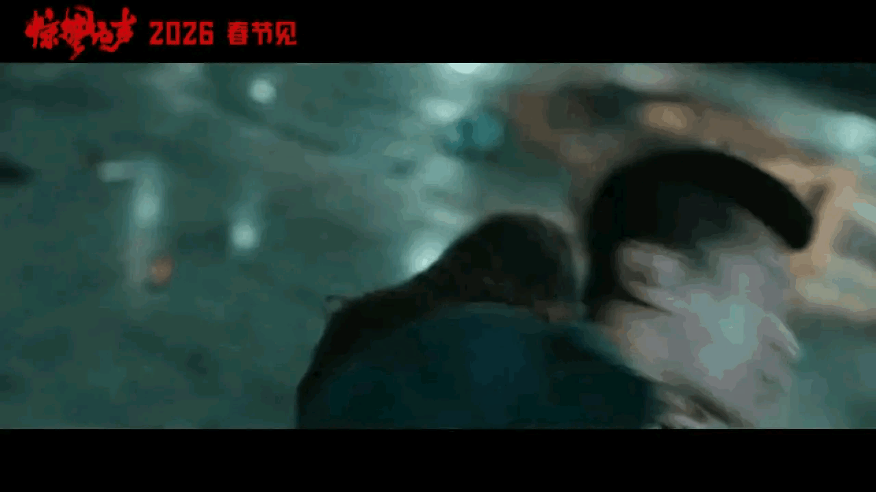 杨幂刘诗诗这几秒镜头封神了谁懂啊家人们！张艺谋镜头下的杨幂刘诗诗直接杀疯了！时隔