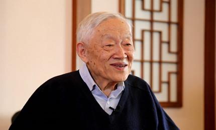 叶铭汉（1925年4月2日—2024年10月4日）
籍贯上海，中国实验高能物理学