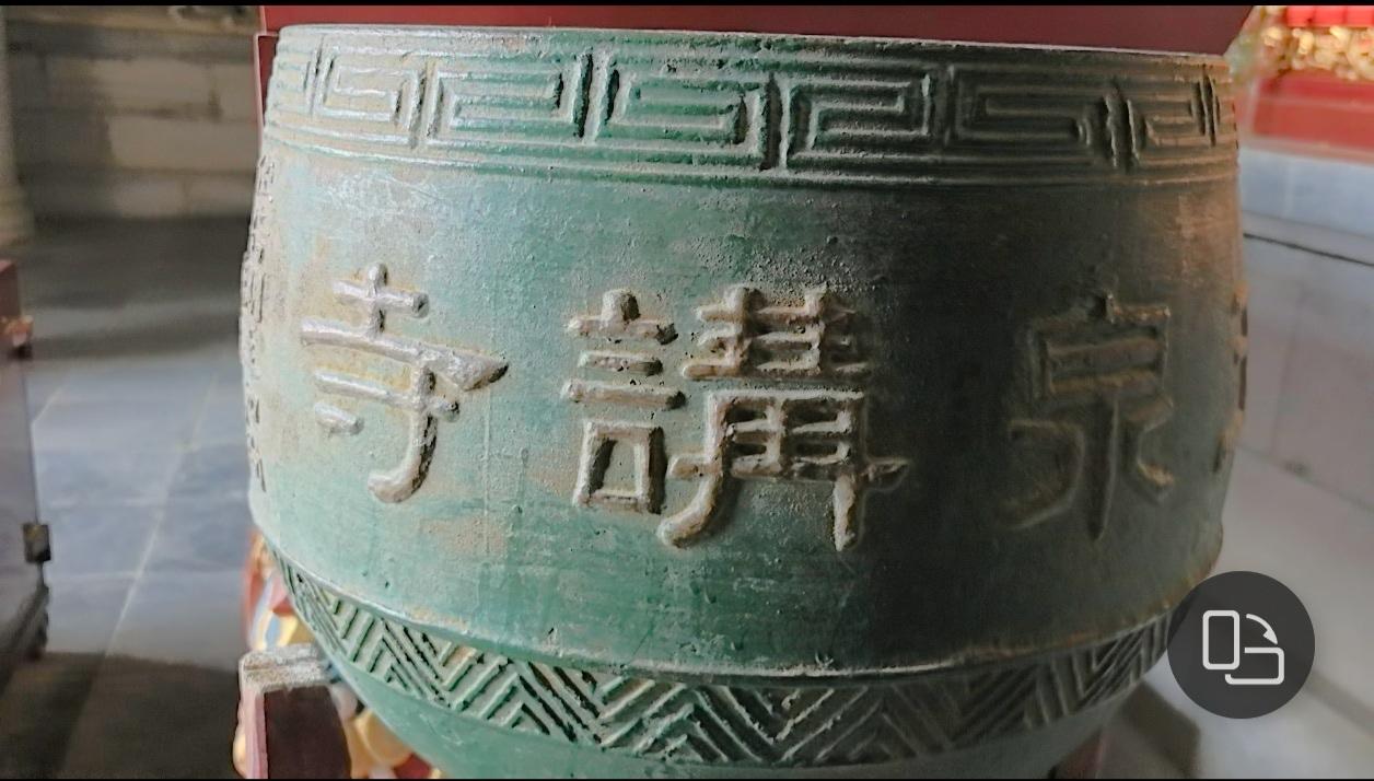 玉泉寺春日游记
此番出行湖北当阳，早听闻玉泉古刹盛名，得当地好心人热心指引，便与