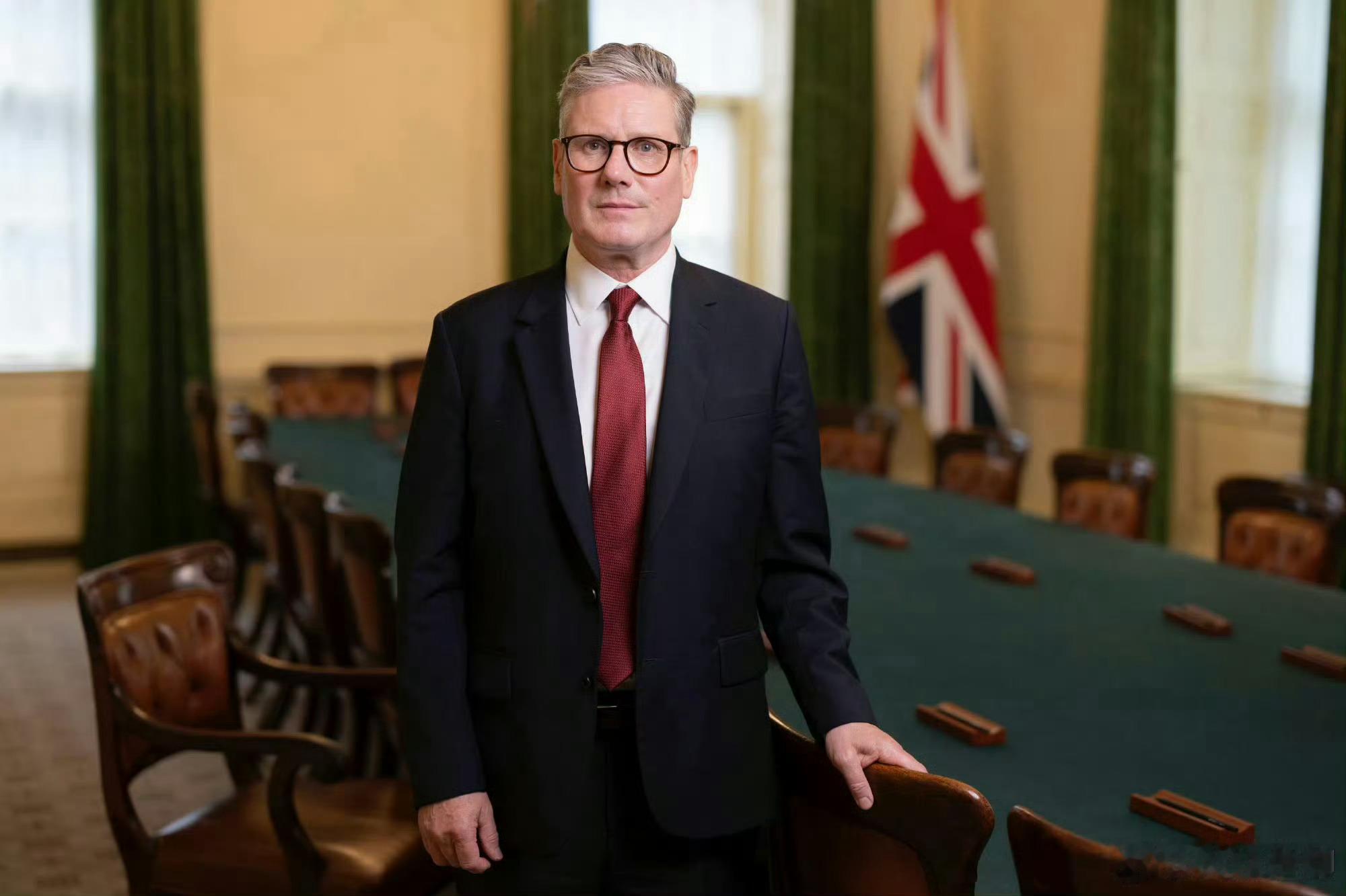 英国国会通过法案，规定不超过17岁者终身禁止购买香烟。 