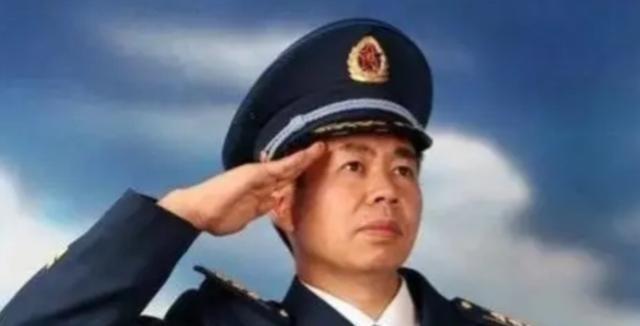 中国战略家戴旭：美国的国土安全距离超过8000公里，中国却是0公里，为什么？中国