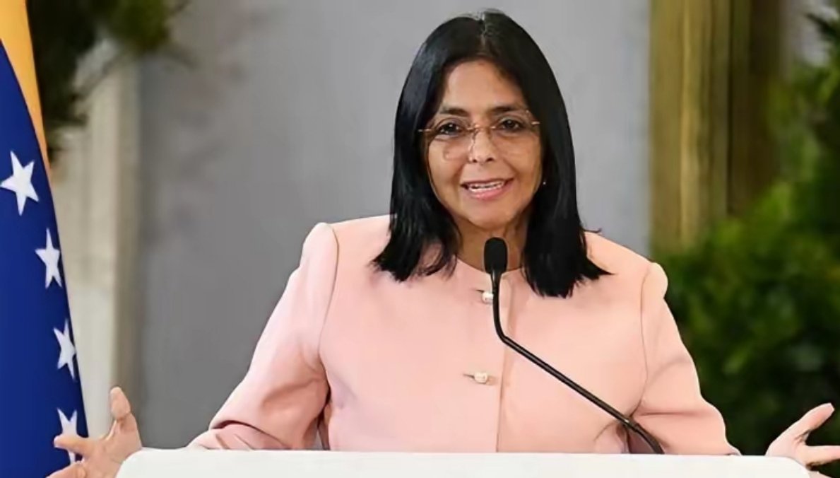 特朗普评委内瑞拉代总统：“这位总统干得相当不错。我跟他相处得非常好。” 