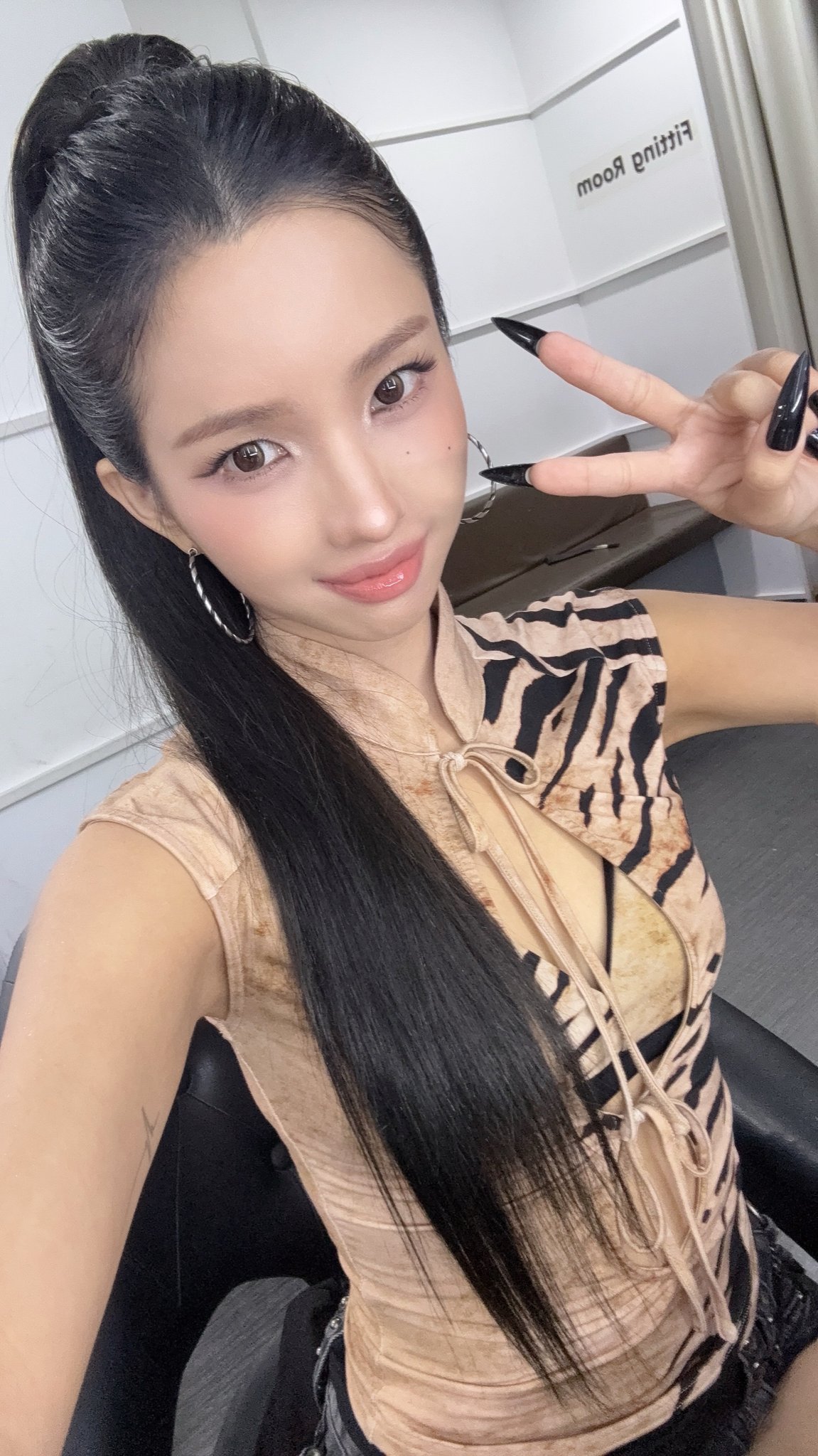 idle组合[超话]田小娟全能ACE💛GodSSo料理鼠王260918 官方X