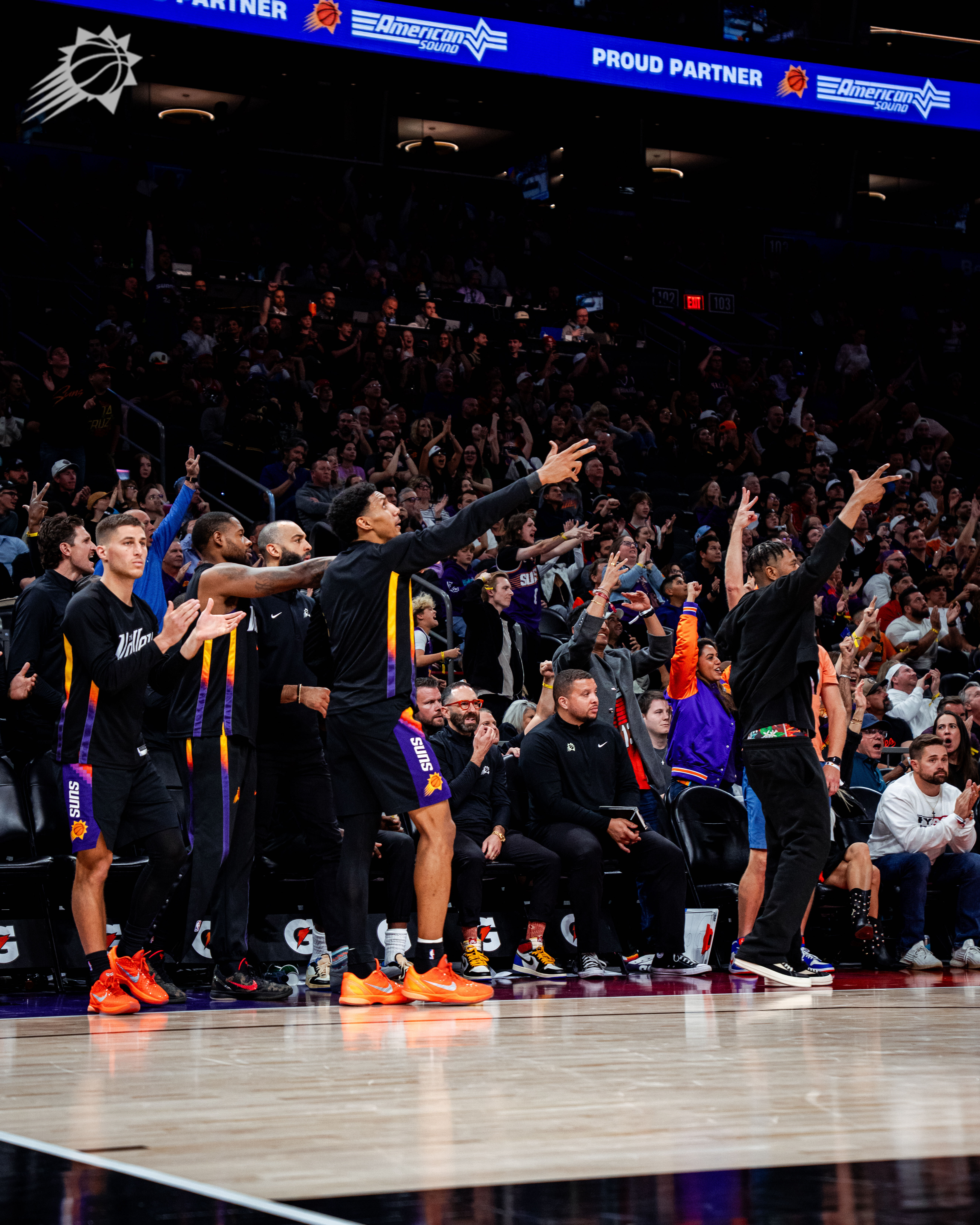 布克追身三分🎯比赛还有最后22.2秒，公牛 104-103太阳❗️菲尼克斯太阳