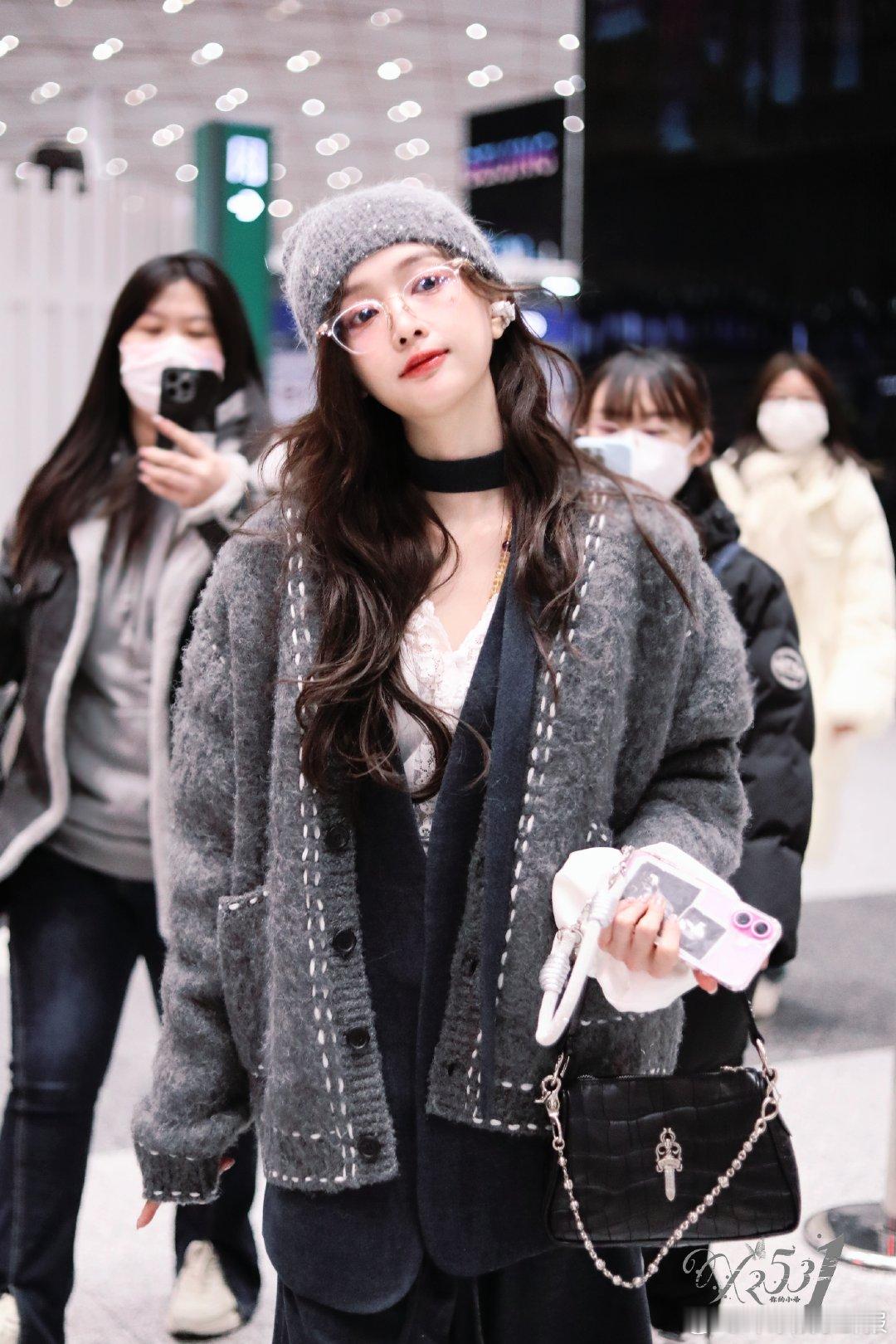 吴宣仪浪姐6录制  吴宣仪出发浪姐6  吴宣仪加盟《浪姐6》，舞台表现力炸裂！她