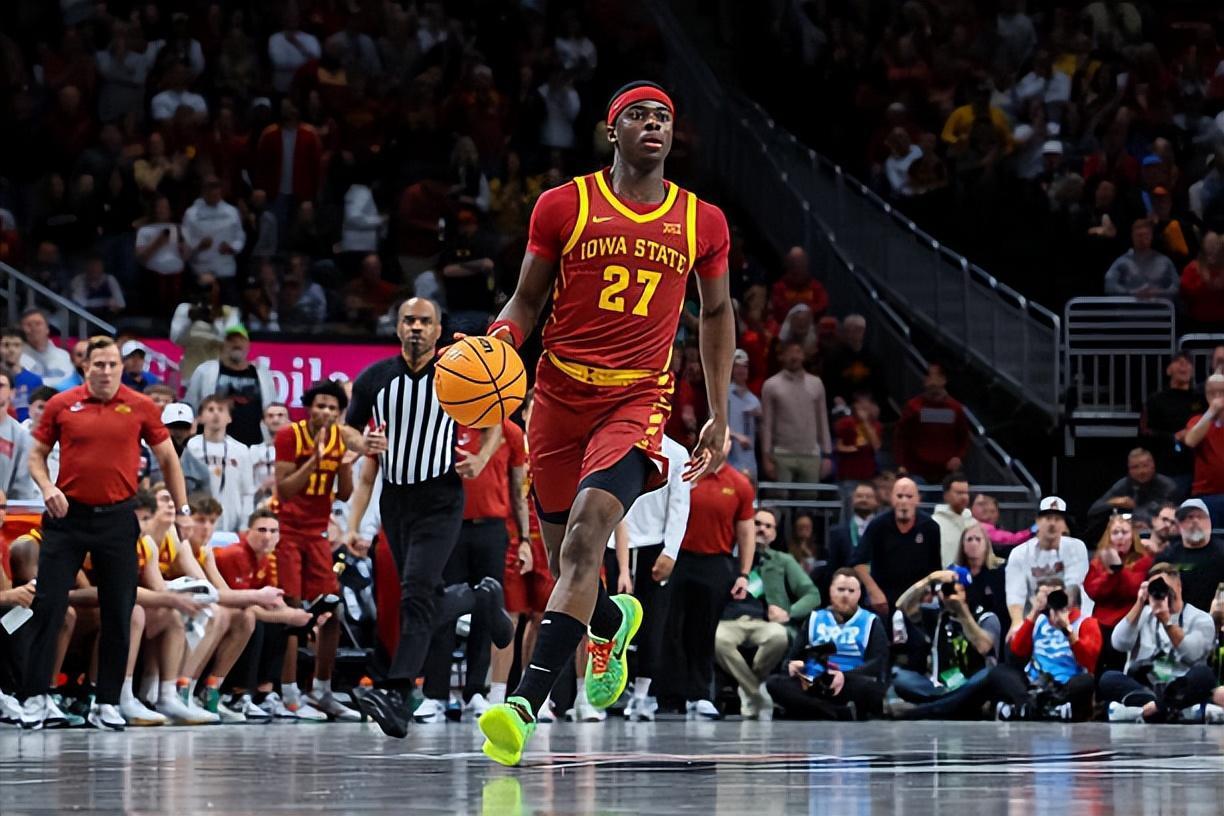 根据DraftExpress记者Jonathan Givony的消息，经纪人Fr