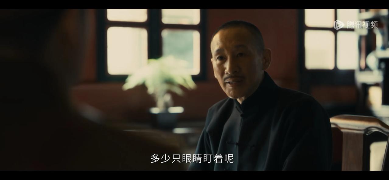 《伟大的长征》：蒋介石为啥放着白崇禧，李宗仁不用，非要让薛岳拿下遵义？

毛主席
