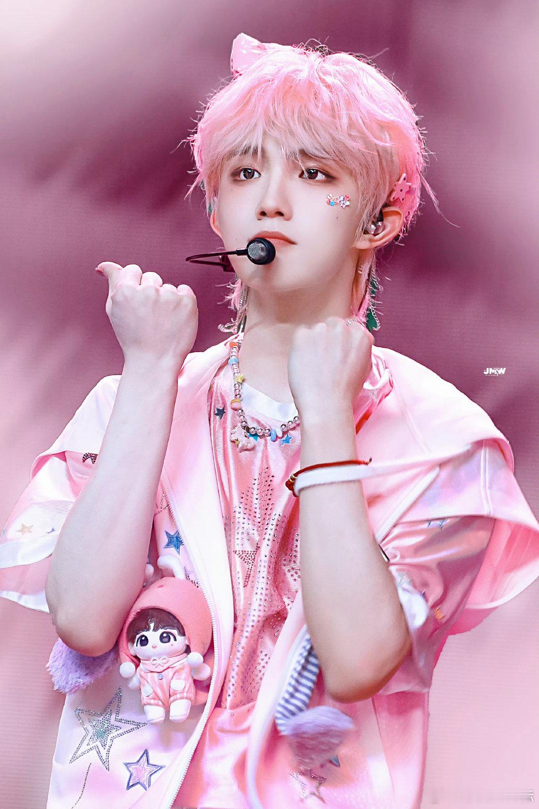 苏新皓五个全站第一苏新皓全方位断层 top苏新皓人气实力断层，苏新皓线下唯一垄断