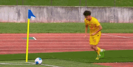 中国U23男足vs伊朗U23V观亚运中国队下半场的这次角球，差一点就完成了一次经