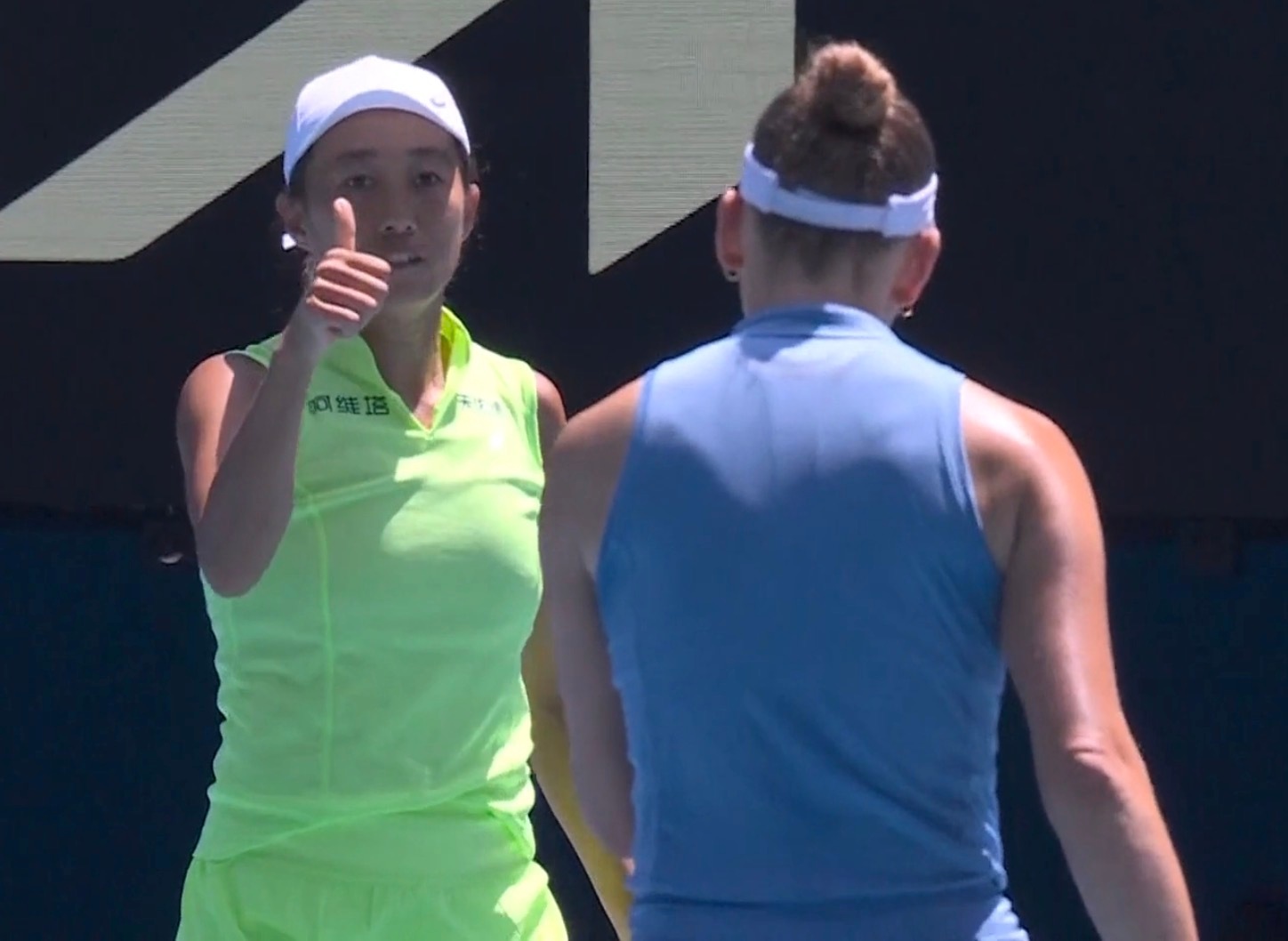 张帅/梅尔滕斯首盘1-4落后，最终拖进抢七，7-6(4)逆转对手！太slay！张