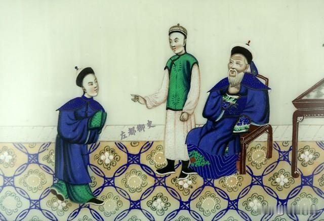 鄂尔泰说什么也是自家人，怎么下场比张廷玉还惨？
张廷玉晚年穿了不少小鞋，也挨了几