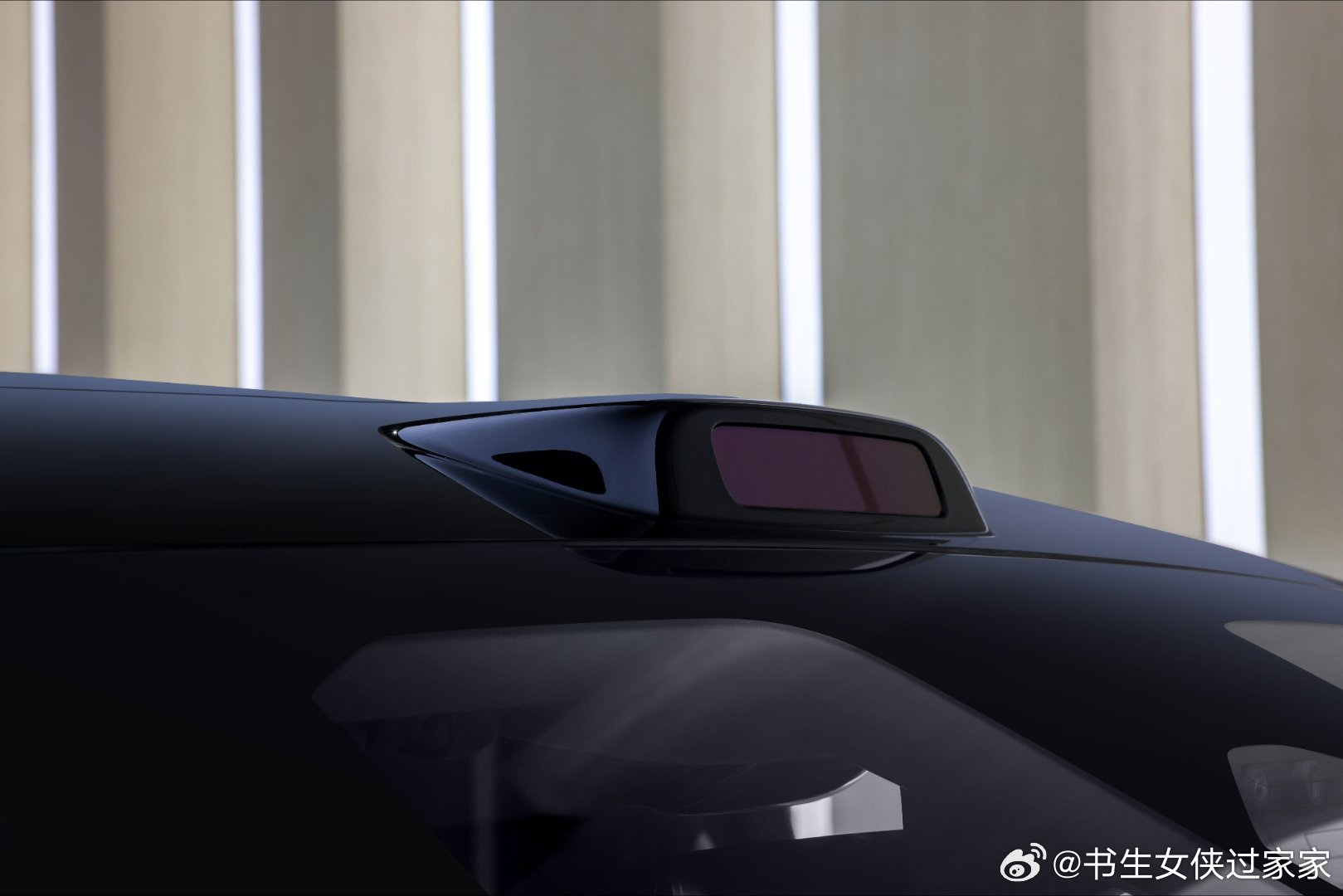 鸿蒙智行首款旗舰MPV智界V9亮相，发布会后能看到实车了？华为春季全场景新品发布