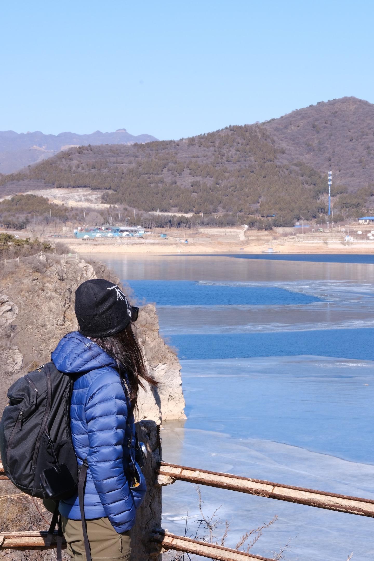 金海湖，是大风，是结冰的湖面，是初春的温暖。