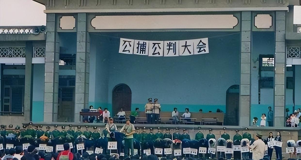 辽宁营口流传三十年的“段家案”，没人见过判决书，也没人记得那天发生了啥。
我查了