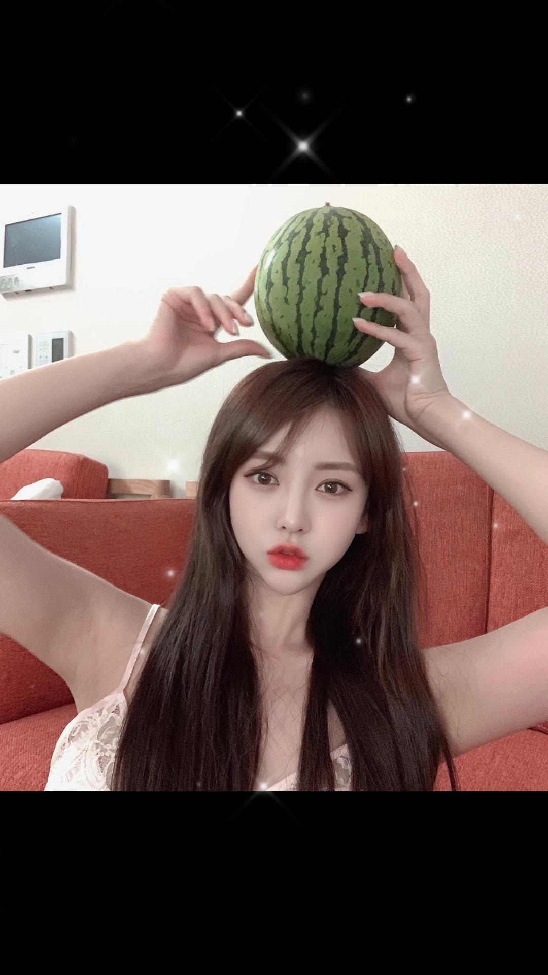 创作灵感甜美穿搭 甜系女孩 谁还不是小腰精 健身女孩