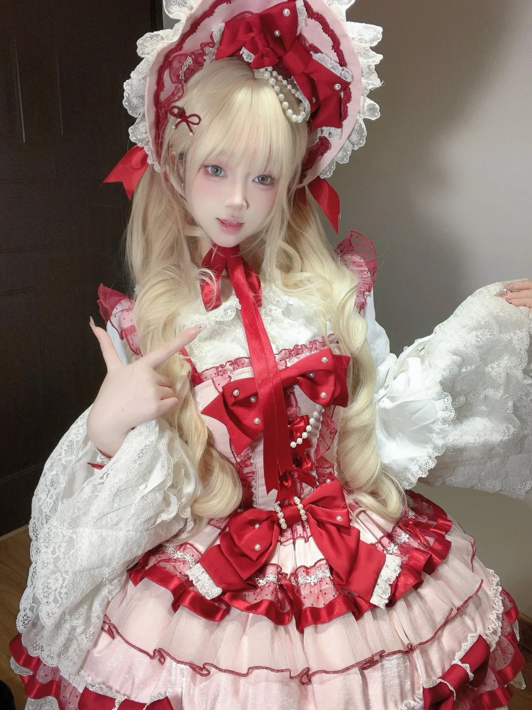 今天去甜品店店员问  了我一个很奇怪的问题，她问我这种为什么要来她们这...