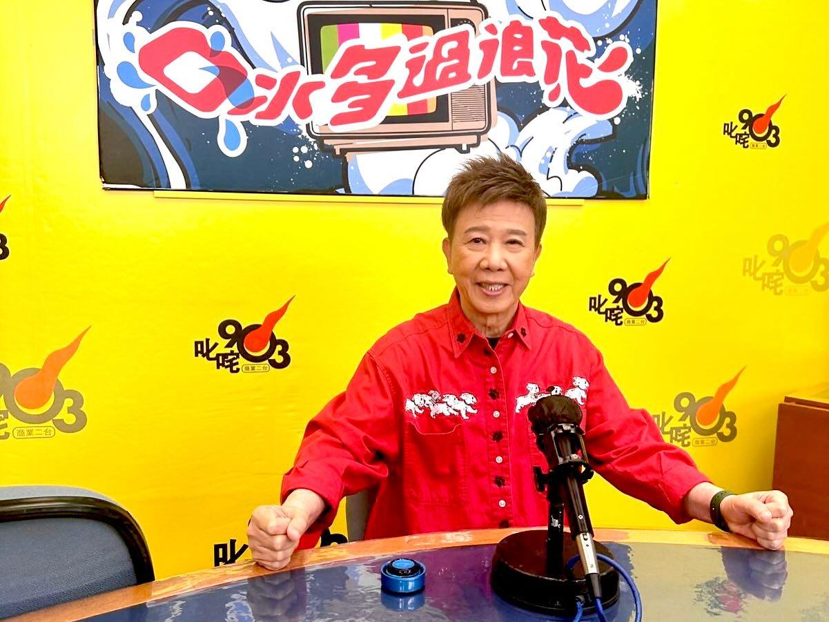 他当年在香港唱歌真的很出名，很多歌曲都非常有特色，估计只有经常听粤语歌的歌迷才知