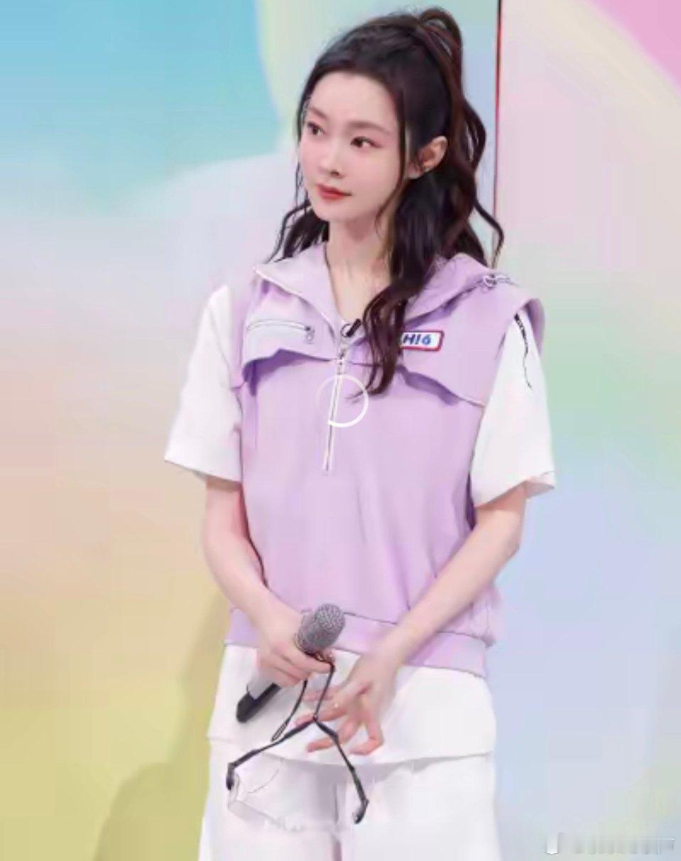 《你好星期六》的舞台永远不缺惊喜！宋轶带着“黎霜”高燃挑战，武力值直接拉满超吸睛