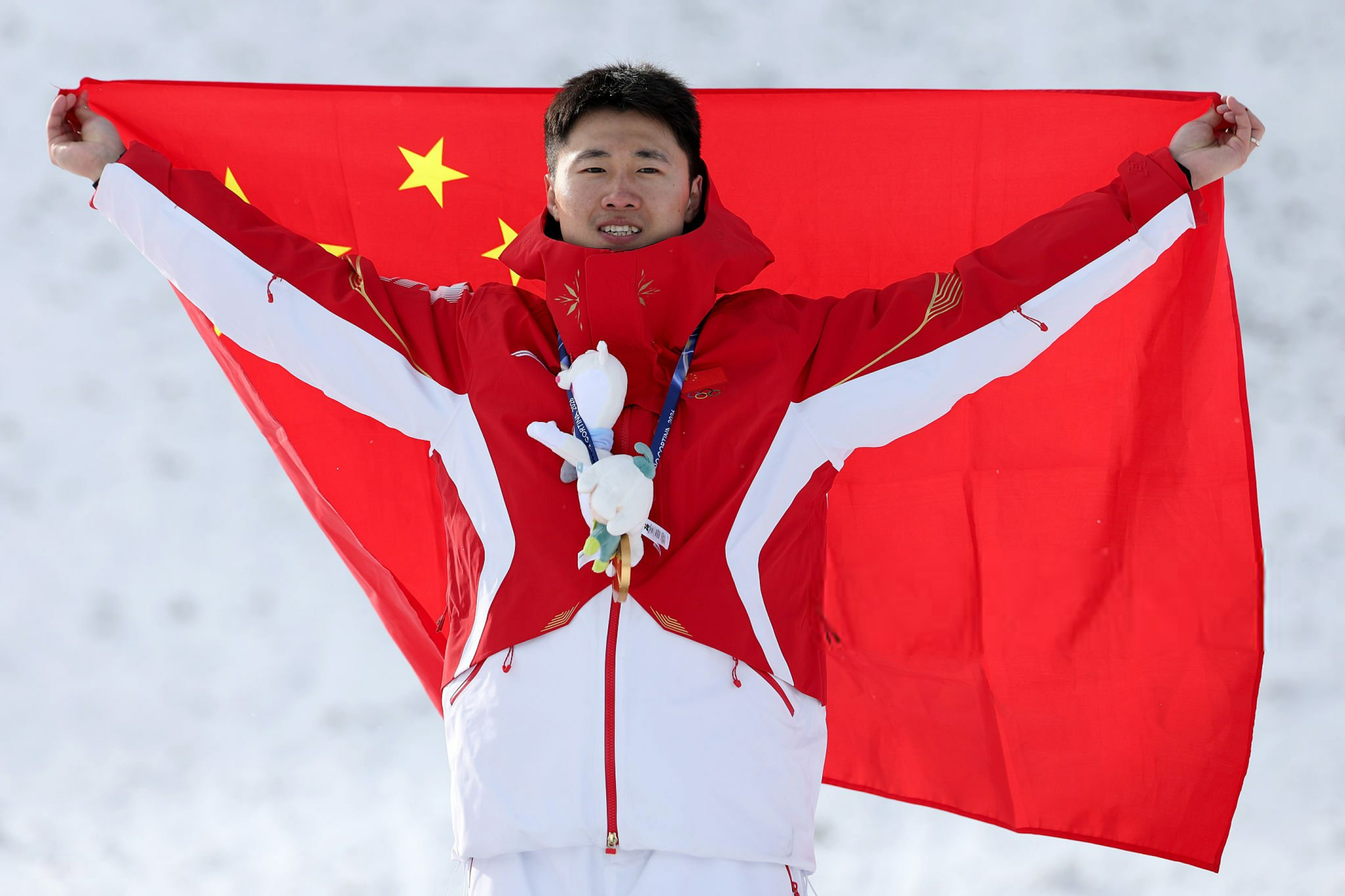 5金🥇4银🥈6铜🥉满屏的中国红🇨🇳中国代表团在米兰刷新境外最佳战绩【2