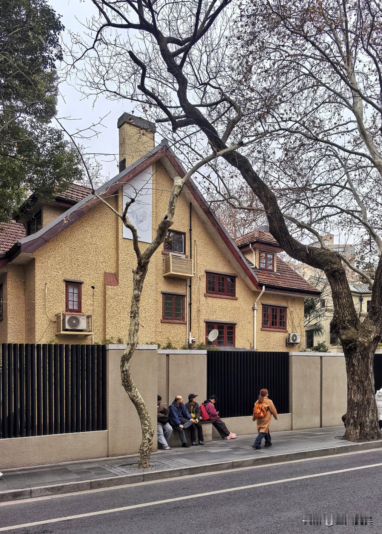 最近写微头条的热情有点下降，人嘛，总有想偷懒的时候。但我不会真的停下来，这种状态