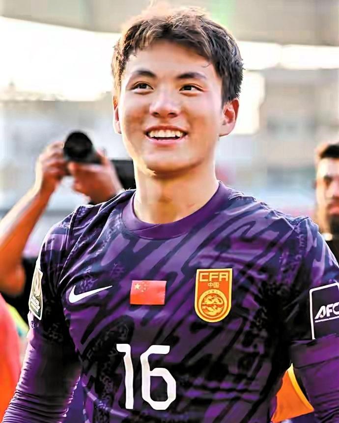 李昊要迈向欧洲赛场，需重点补强高空球控制、接球稳定性、脚下出球精度、身体对抗与节