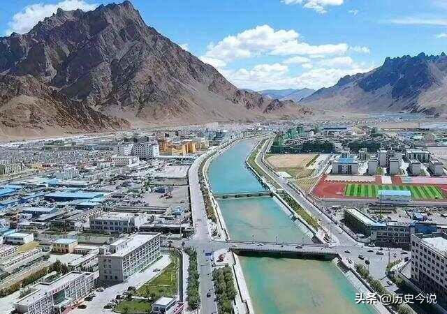 中印边境狮泉河：20年耗千亿建城，藏西荒原的战略定盘星
 
阅读此文前，诚邀您点