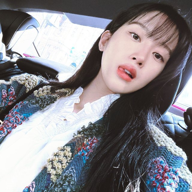文佳煐 文佳煐 自修文佳煐头像自拍更新 女神真的太漂亮了 