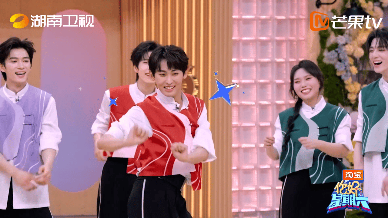 唐九洲 我是爱豆啊你好星期六唐九洲真的太可爱了！被灵魂拷问，直接亮身份：我是爱豆