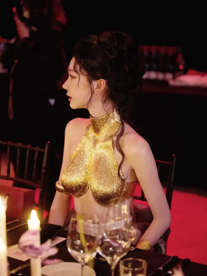 易梦玲这身材刚刚好。