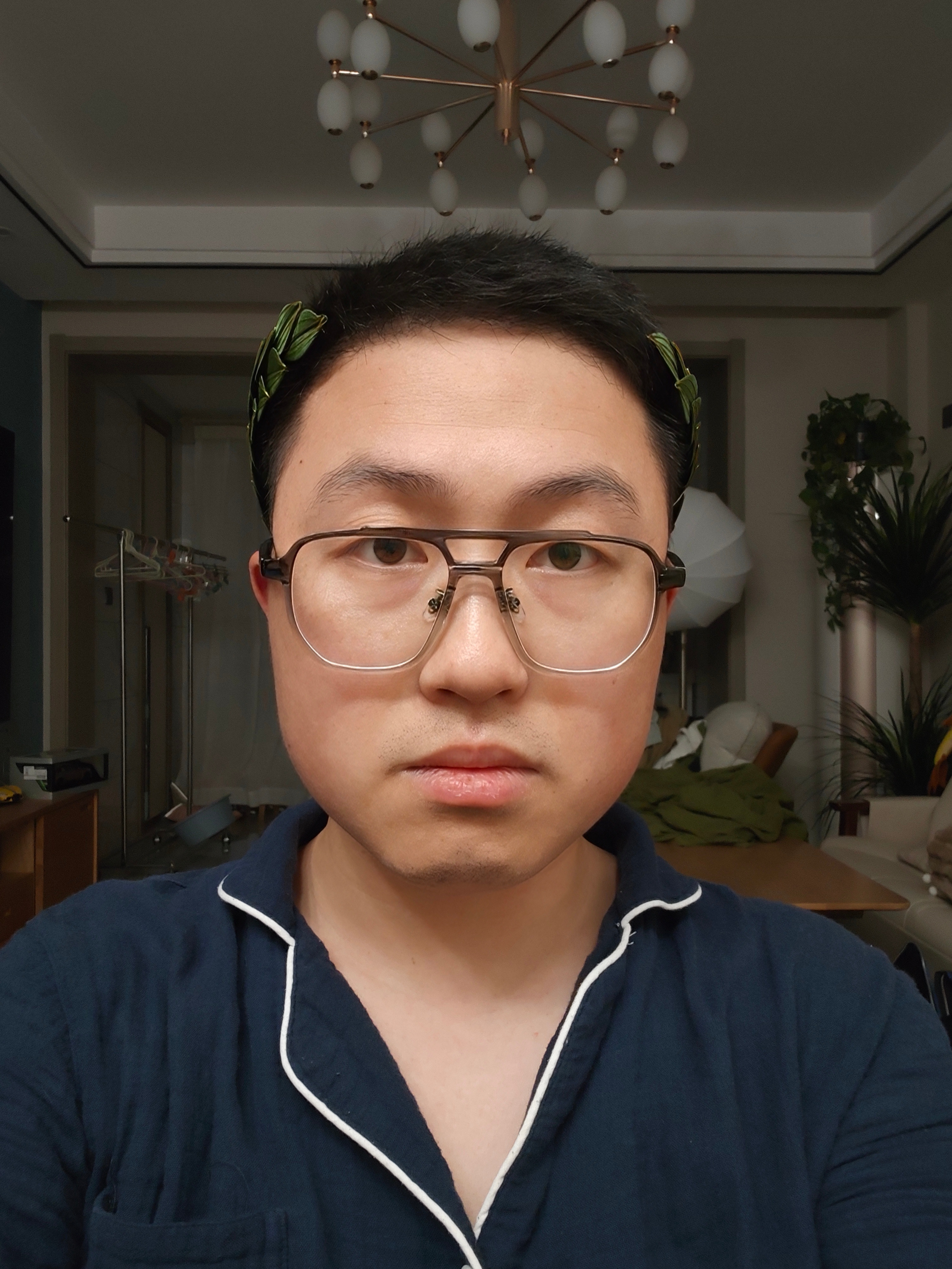 做了第一版，正面看不是很明显，但是侧面非常nice 