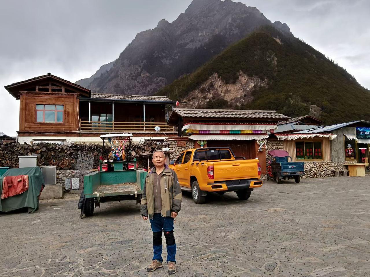 远离市井喧嚣，藏在云雾里的静谧时光，步履从容，自在随心，不负山河辽阔，不负岁月悠