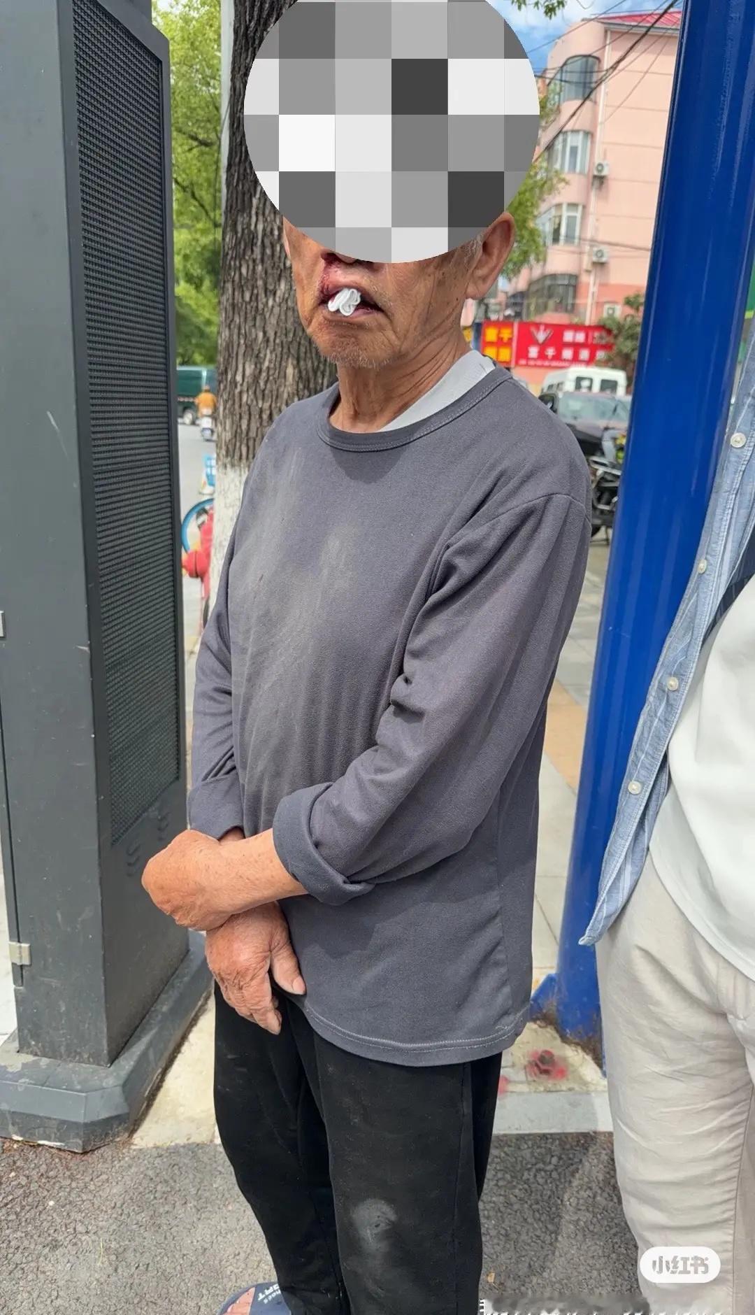 撞人就跑！吴泾电动车撞倒高龄老人逃逸。6月6日早上8:42分左右，事发地址龙吴路