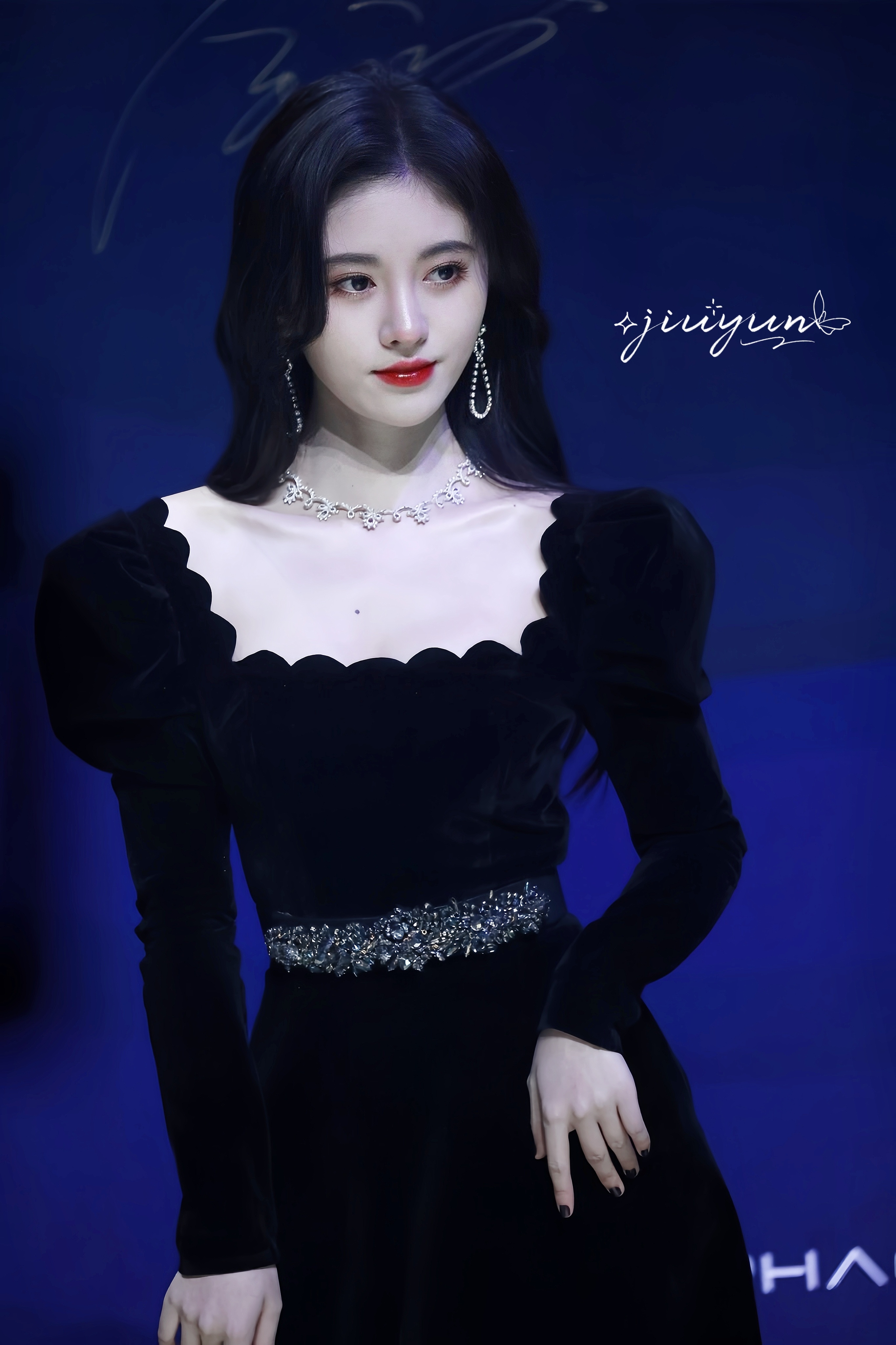 黑丝绒鞠婧祎