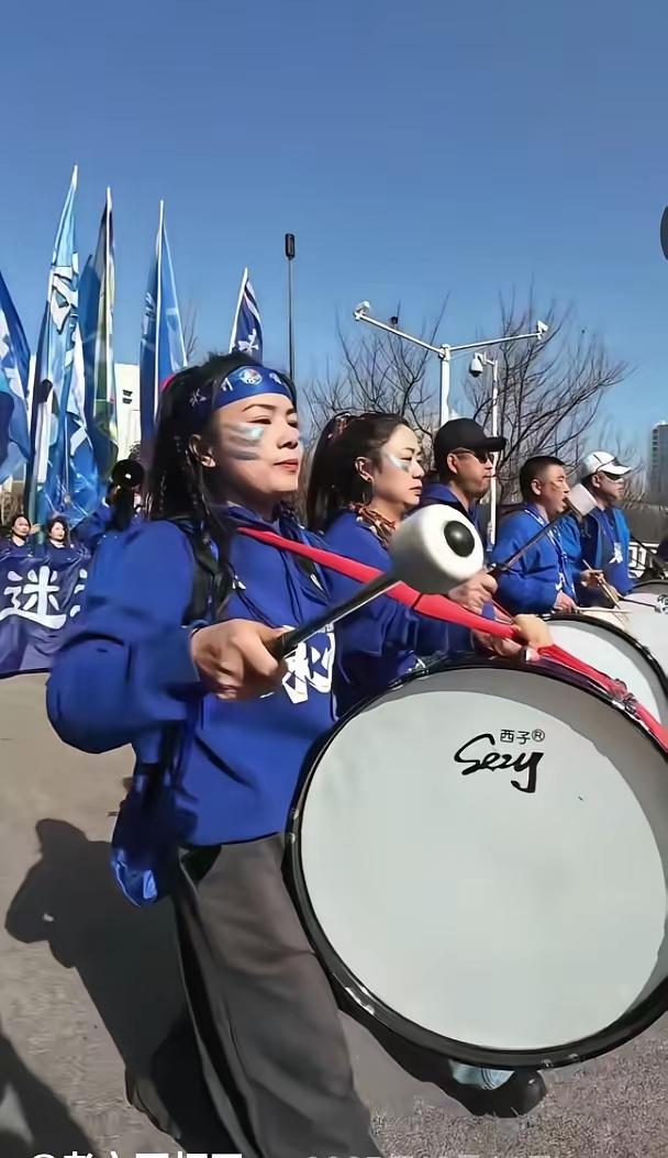 在自己的主场，娄底队谁都不输，偏偏只输永州，在永州自己的主场，永州队谁都不输，偏