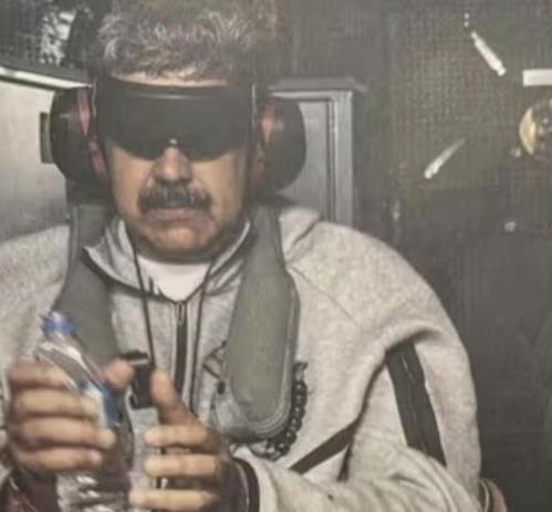 俄罗斯这一嗓子真是在联合国的大厅里炸了雷。指着鼻子问老美：谁封你当的“世界法官”