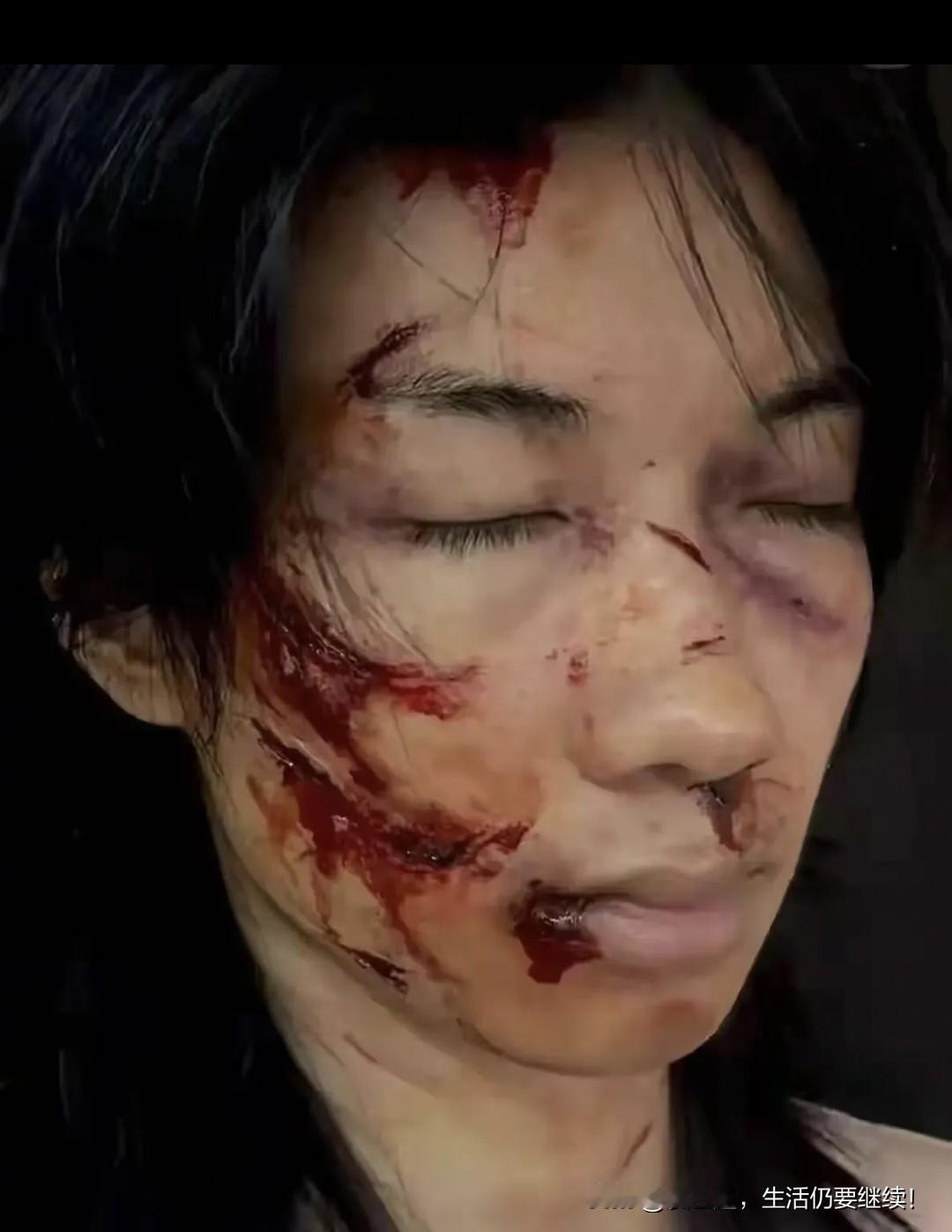 突发！12月6日三亚一男子沙滩砍杀死3人最新通报
      2025年12月6