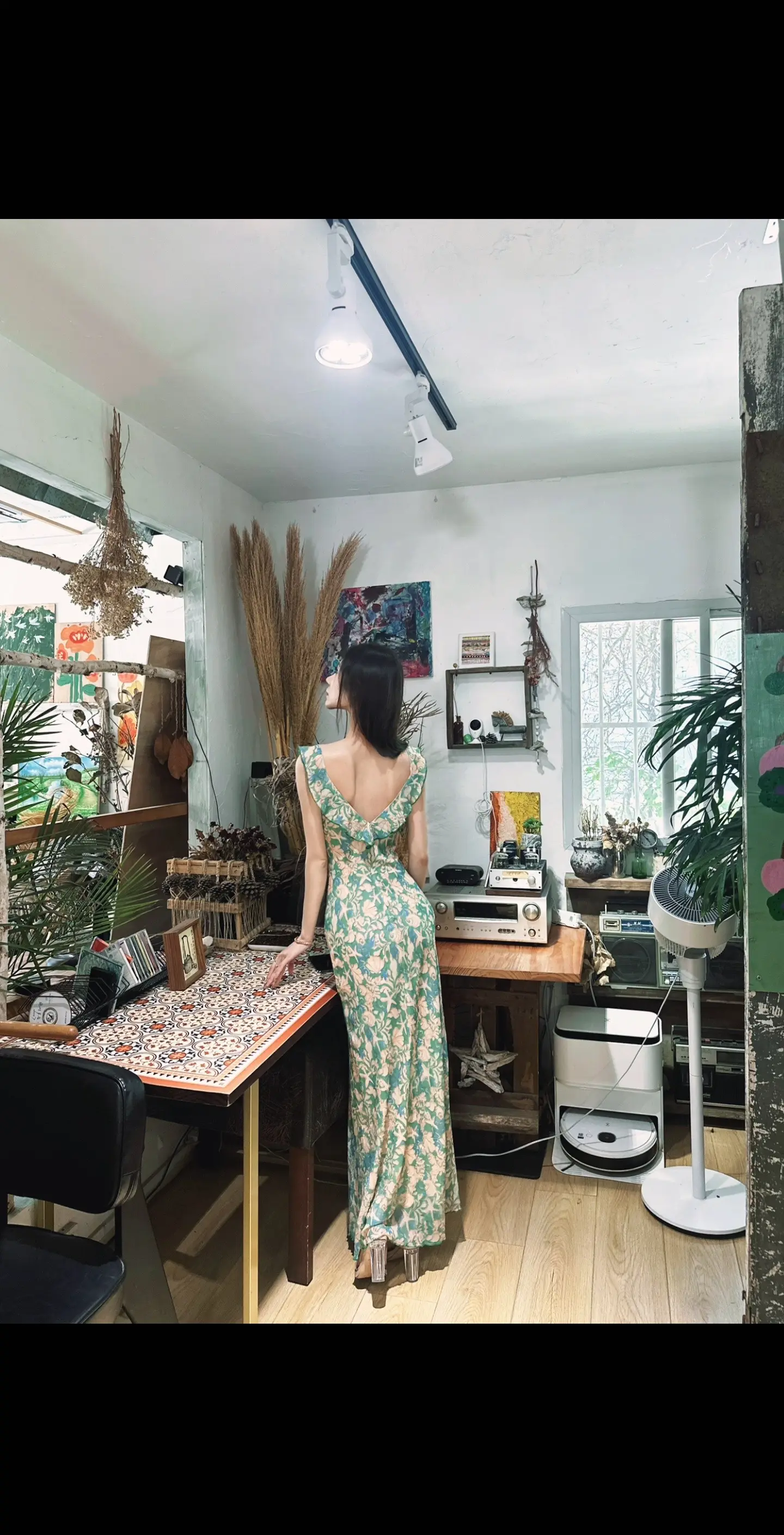 不为人知的角落开满了花