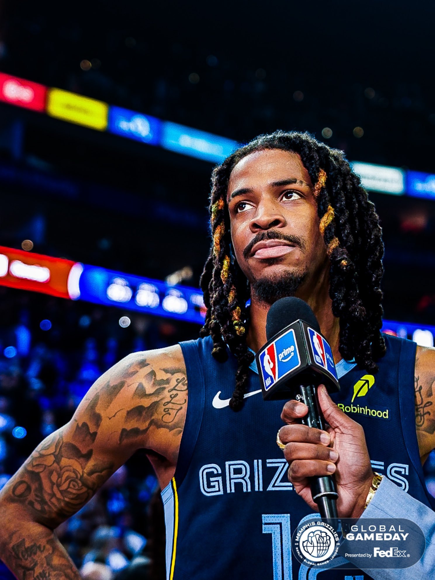 莫兰特用纹身表忠诚  赛后采访莫兰特被问到自己在灰熊的未来表示：“这里每个了解我