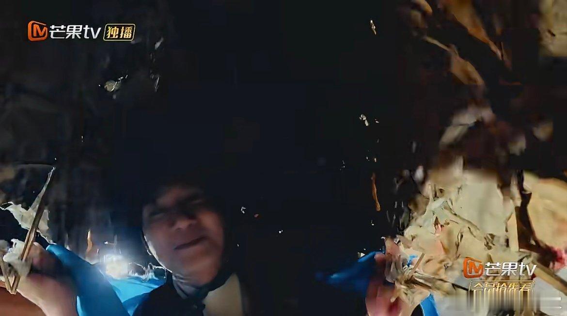 陈楚生新年牦牛献瑞生哥解锁新年新身份，献瑞牦牛上线送福，年味拉满的同时，把好运全