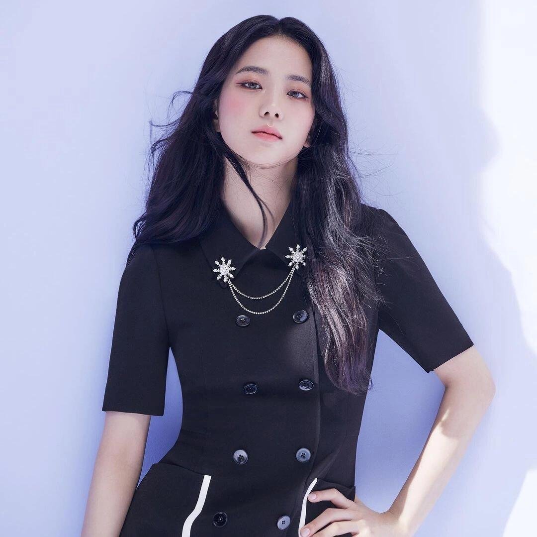 kimjisoo 🫶金智秀 看到了早期秀秀拍的大片 此女表现力始终都很牛！