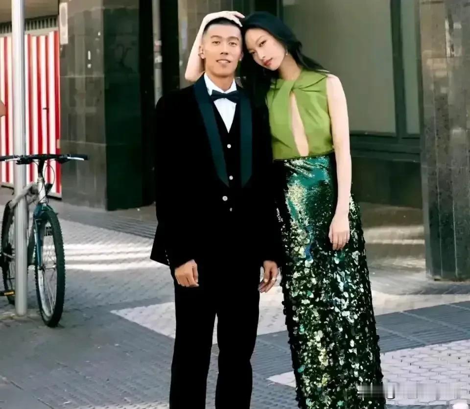 有人说倪妮结婚了，到底是真是假？