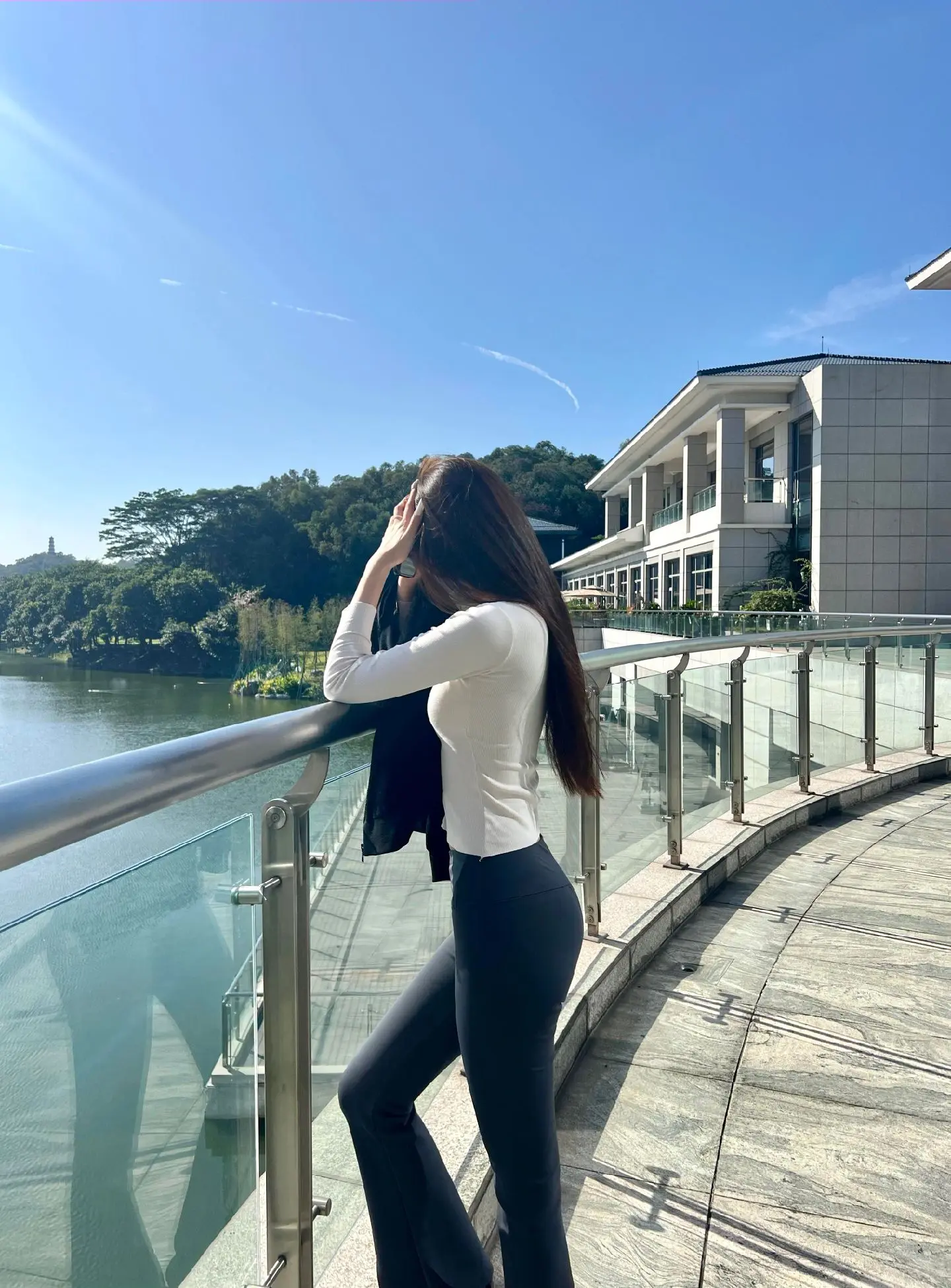 “脾气上来的那一刻，          我们都忘了彼此多么重要。”