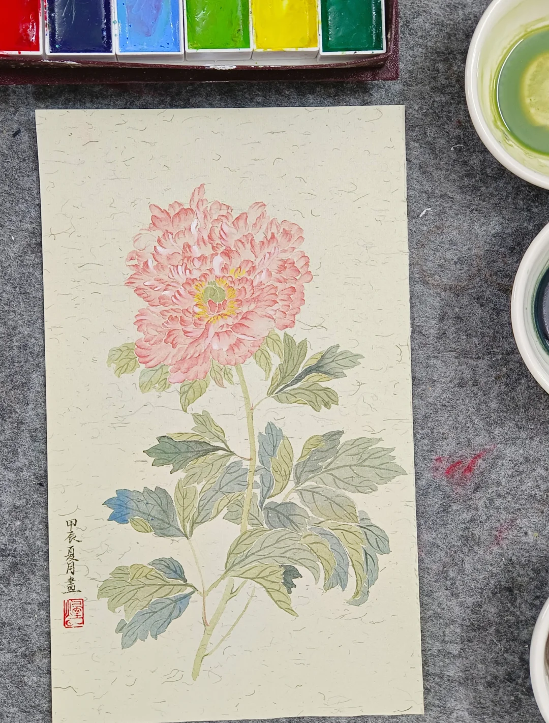 唯有牡丹真国色，花开时节动京城