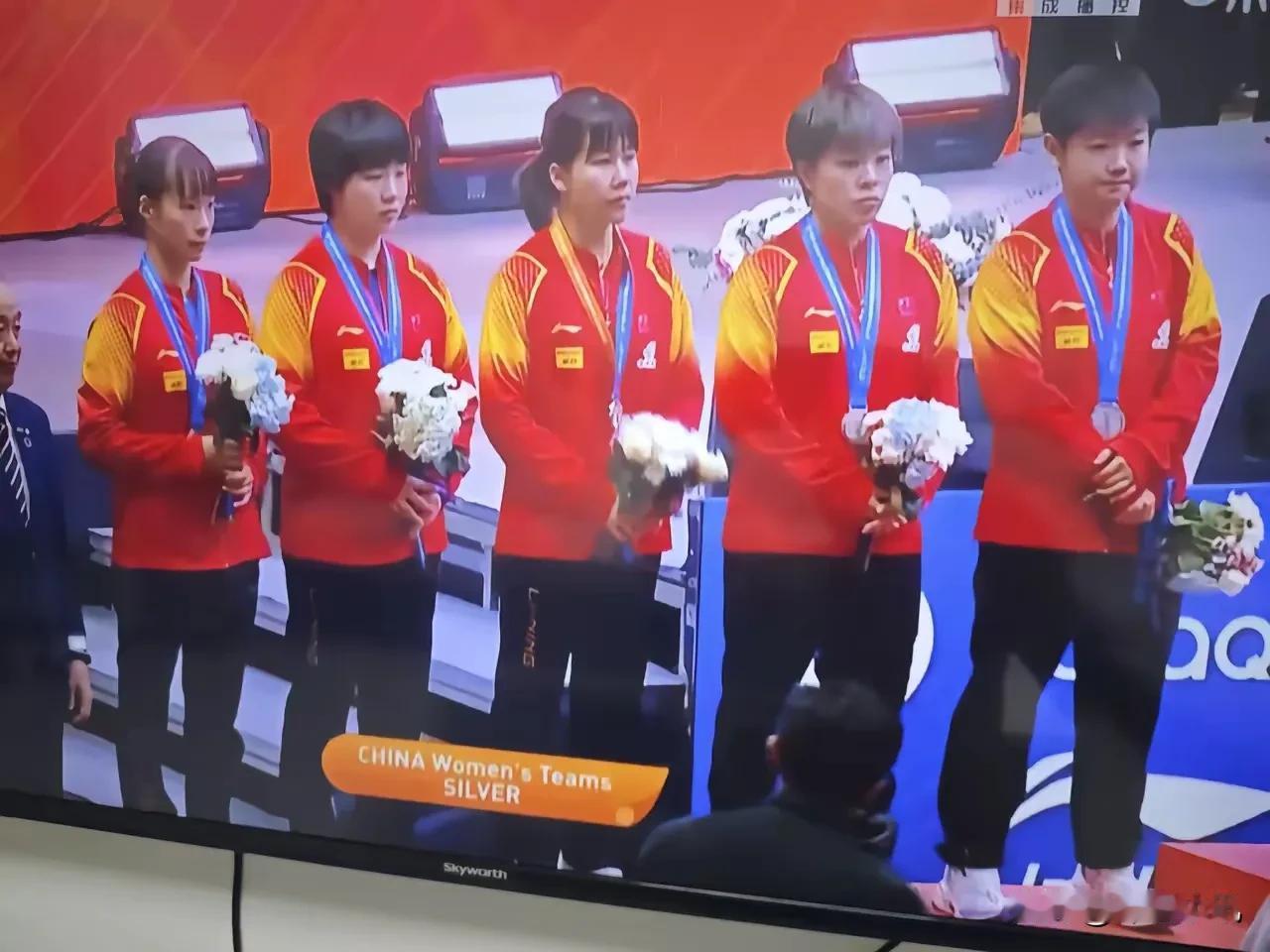 万万没想到，国乒女团1比3不敌日本队，无缘2024乒乓球亚锦赛女团冠军，除了孙颖