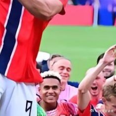 2026年美加墨世界杯 在世界杯1/4决赛，英格兰对阵挪威前夕，英国《每日邮报》
