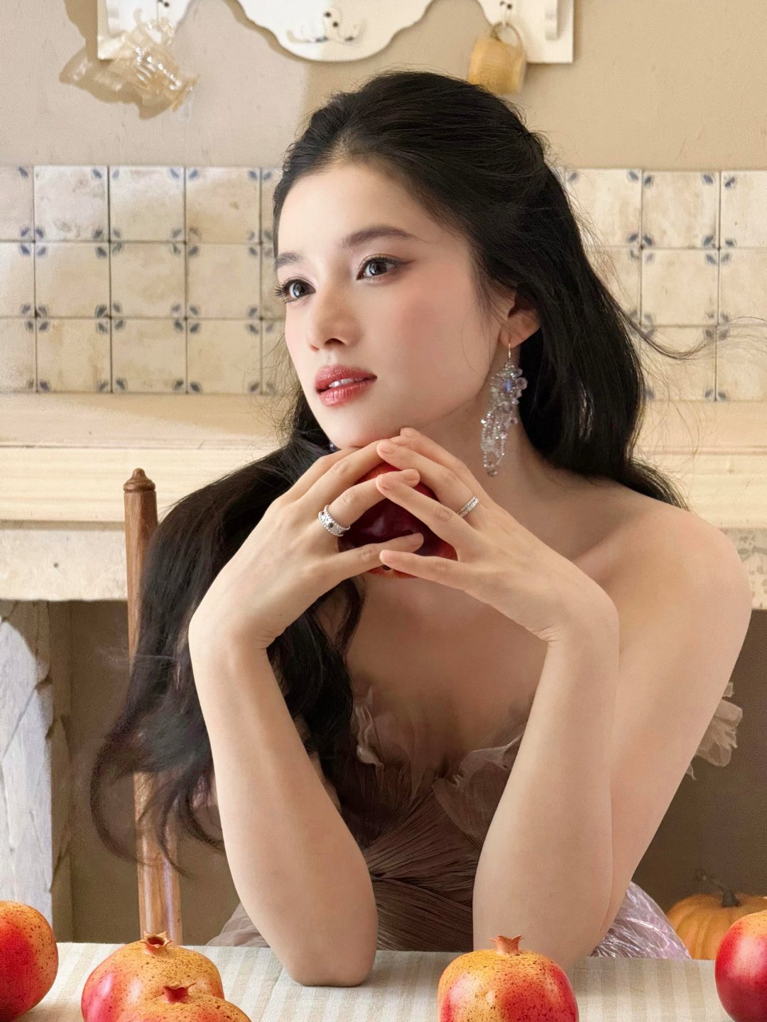 张婧仪实在貌美 