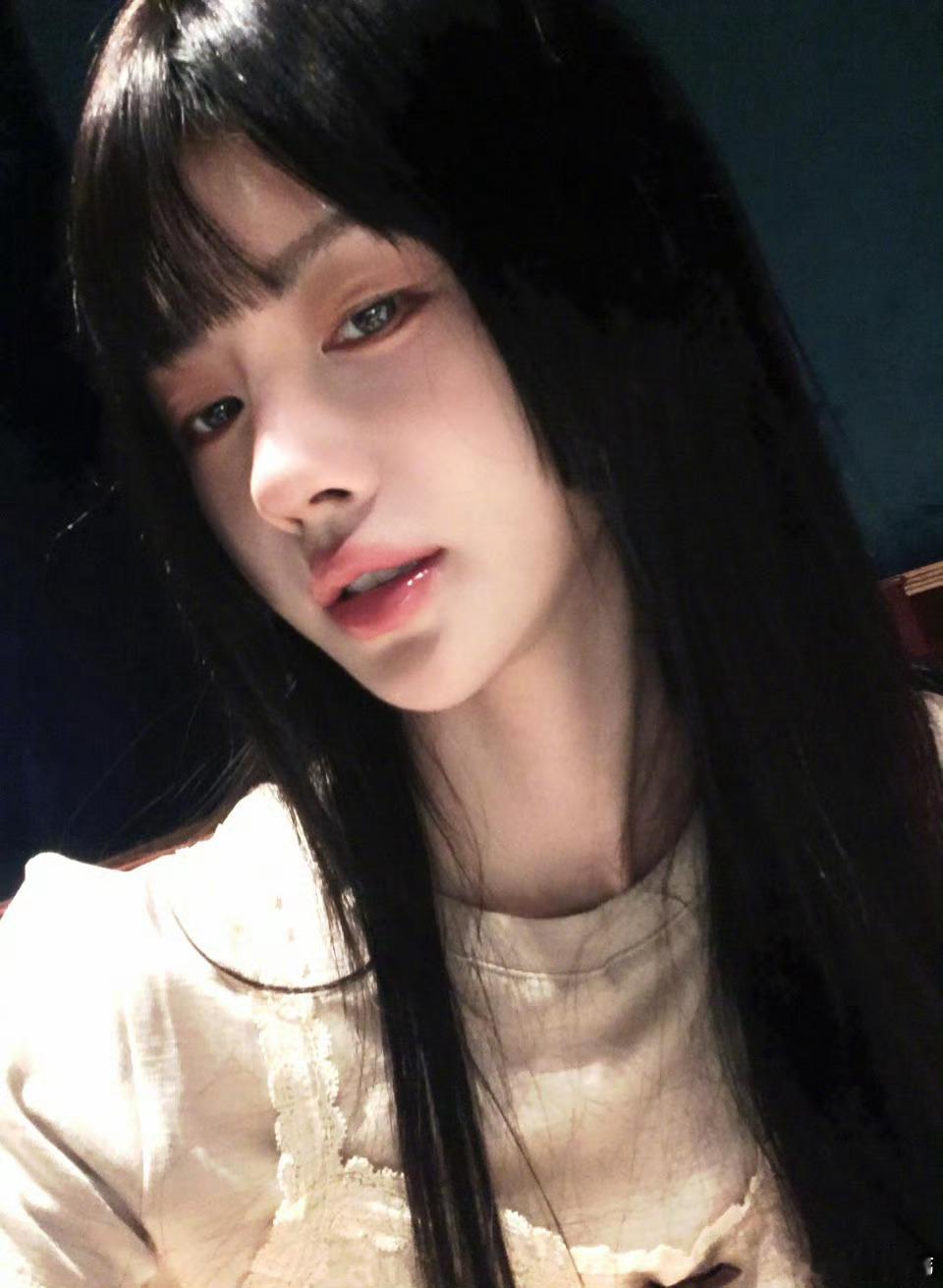 2025年度时尚封面人物TOP30鞠婧祎 