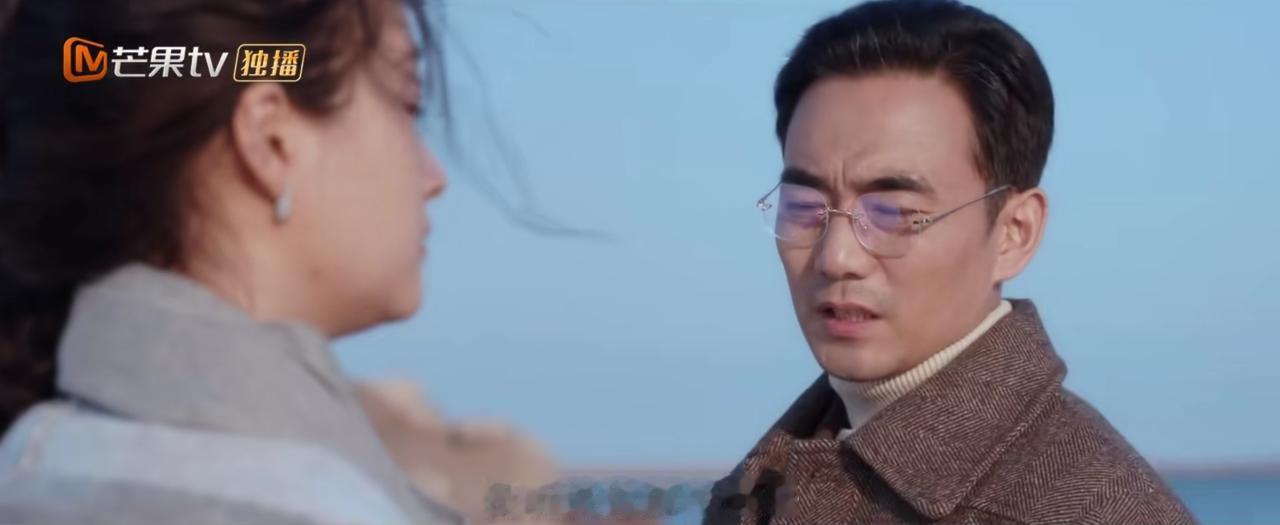 《耀眼》晴也的爸爸来扎扎亭接她回家这一段，好讨厌晴也的爸爸呀，很了不起的样子，看