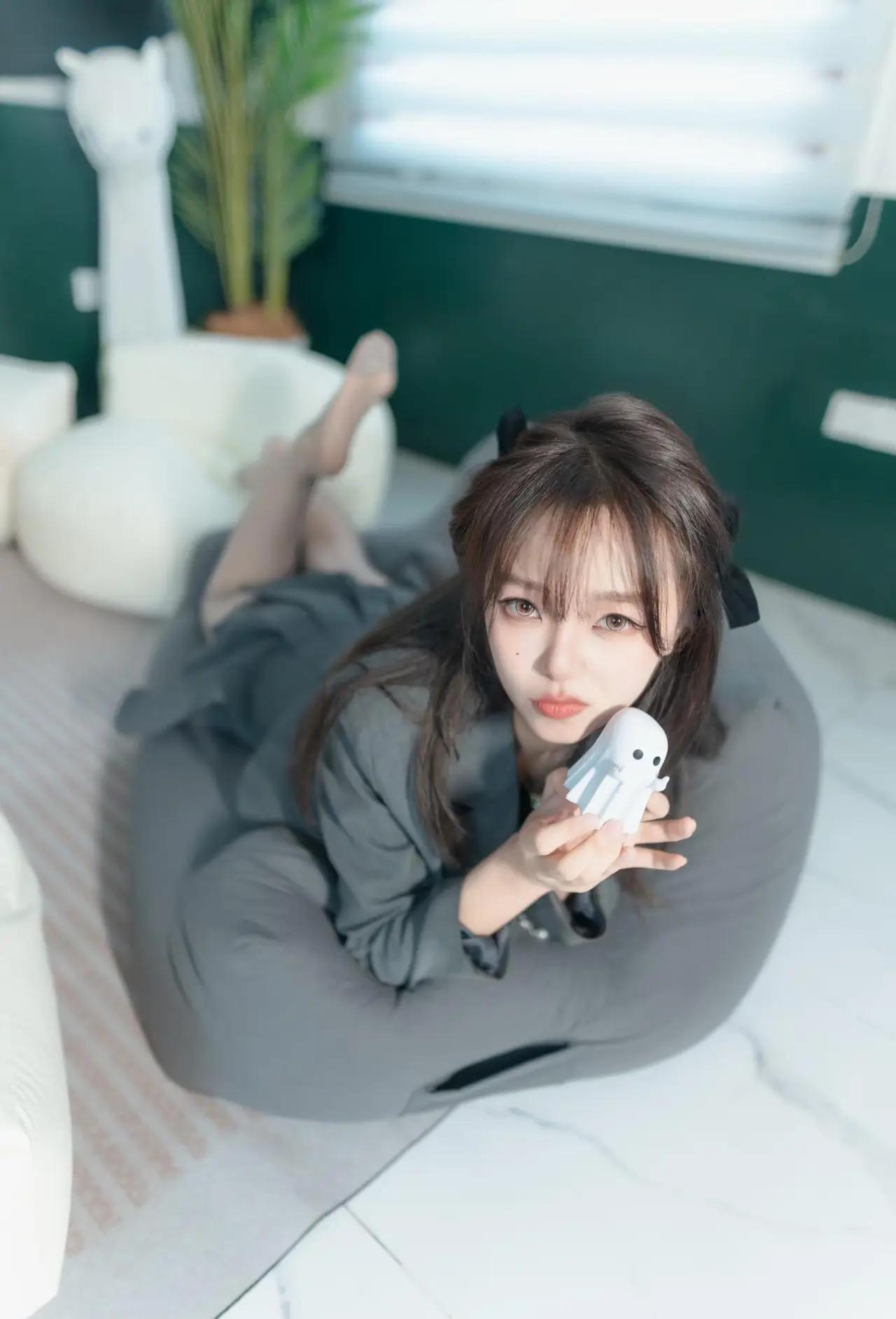 一瞬间的感觉才是最好的，
就如我看到这张美图的一瞬间……